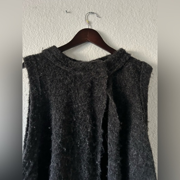 FREE PEOPLE Size S Dark Gray Wrap Winter Knit Sweater Vest Wool Alpaca Cabincore - Picture 3 of 13